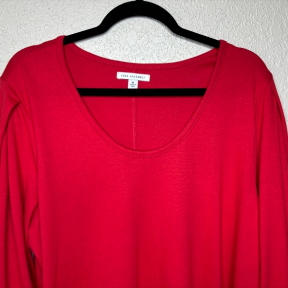 Free Assembly Red Pleated Shoulder Tie Sleeves Casual Top Women's Size XL - Picture 2 of 11